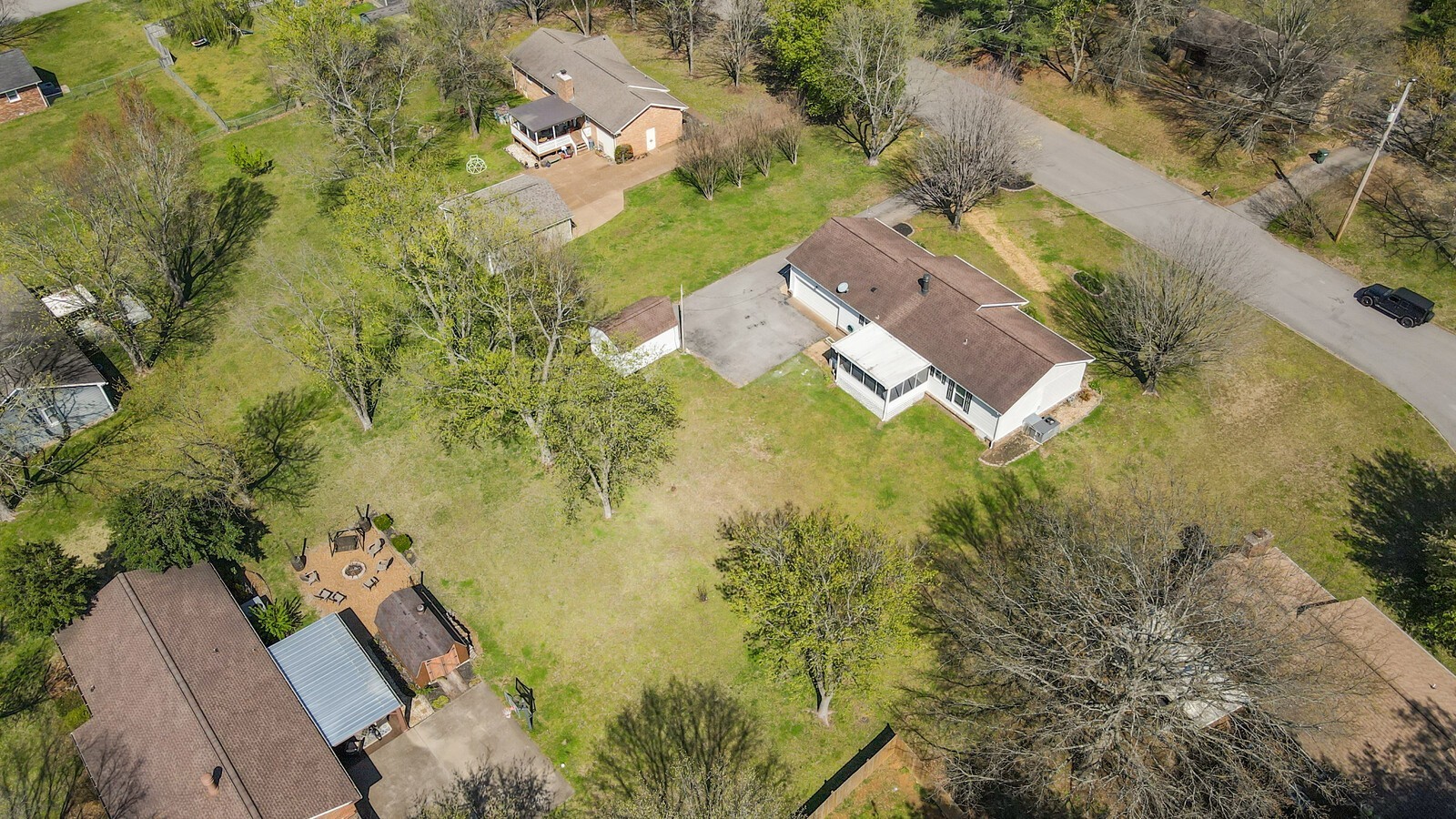 28 Brookside Ct