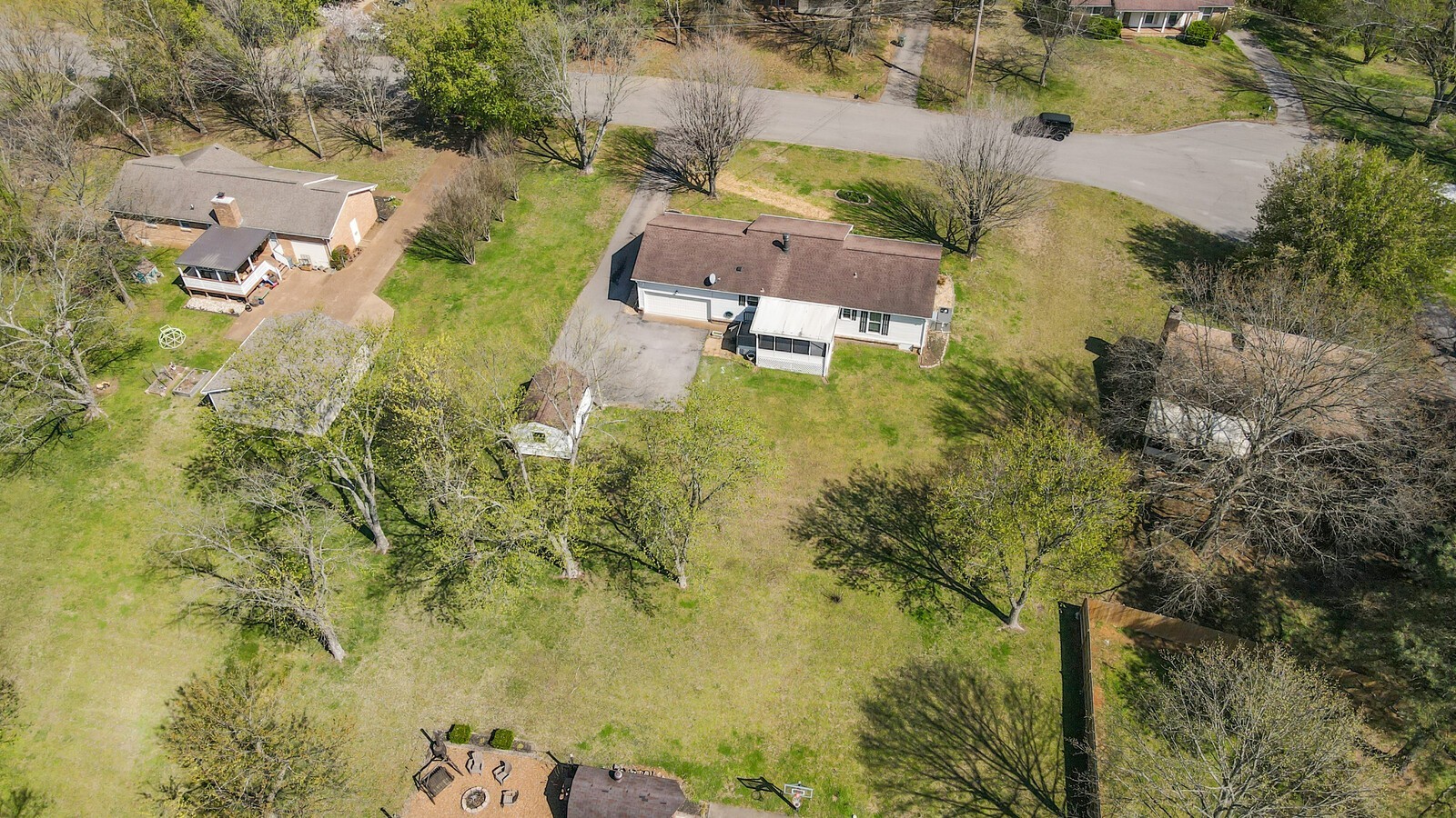 28 Brookside Ct