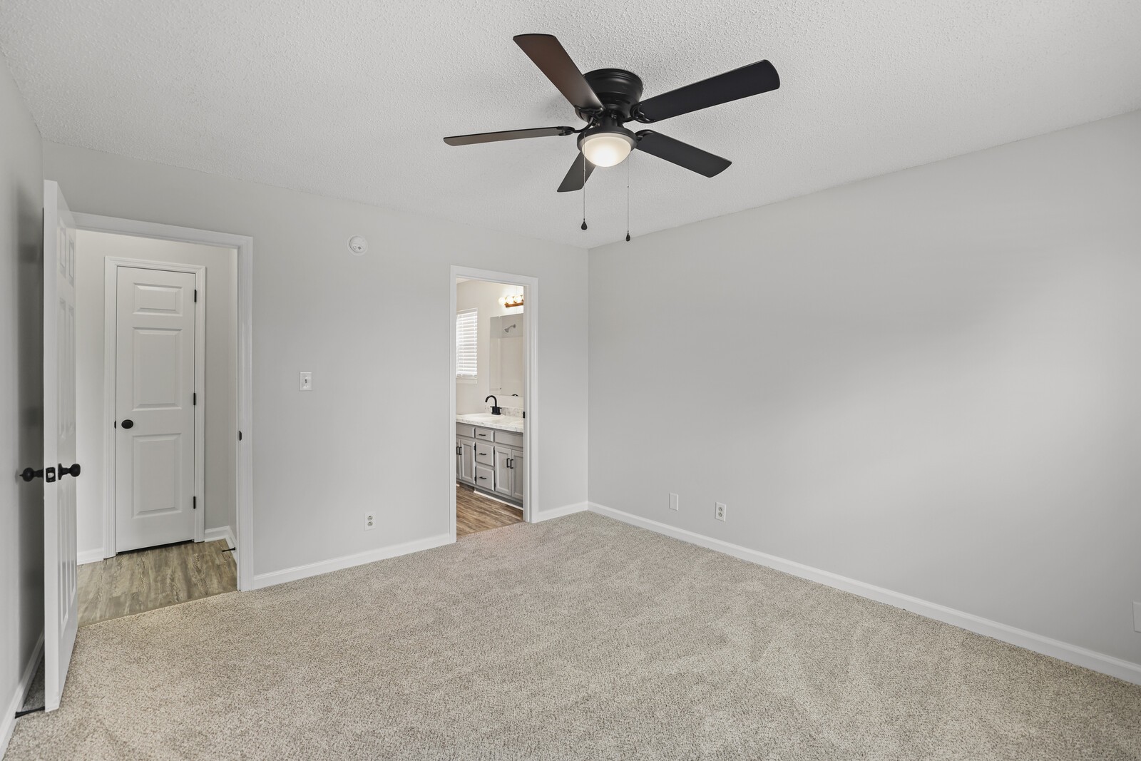 1844 Timberline Pl