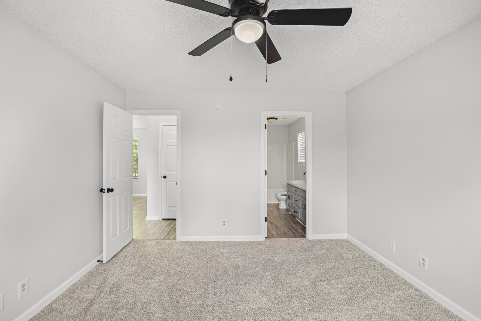 1844 Timberline Pl