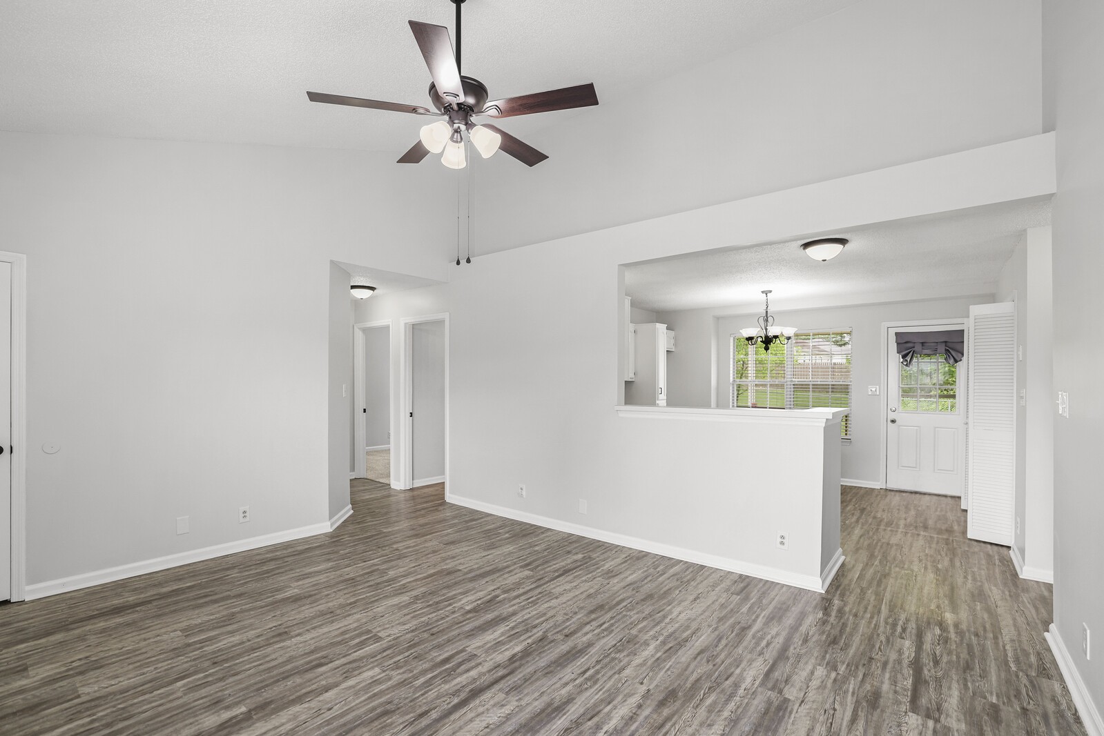 1844 Timberline Pl