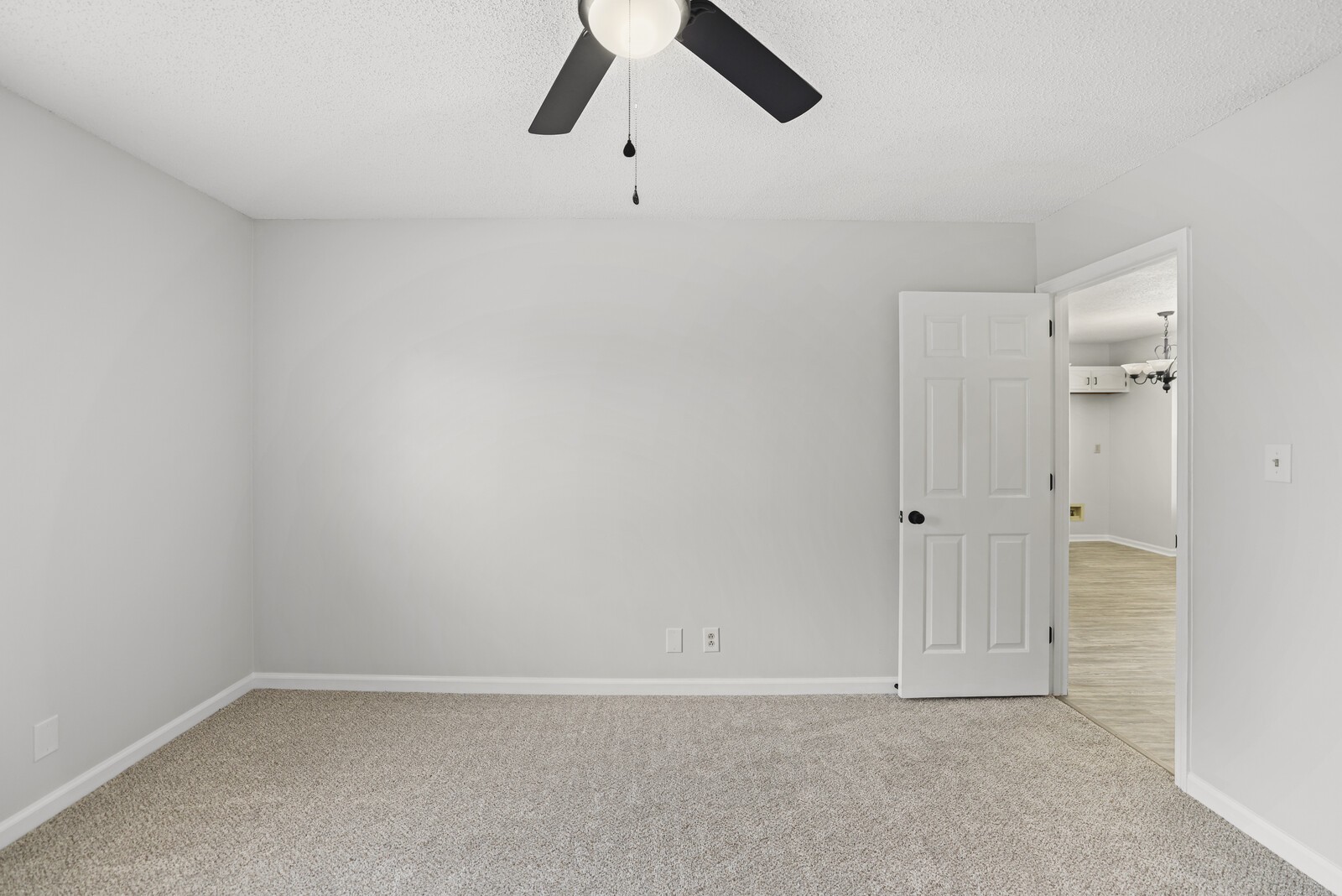 1844 Timberline Pl