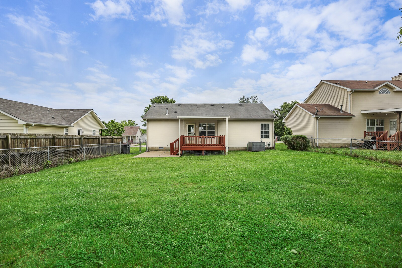 1844 Timberline Pl