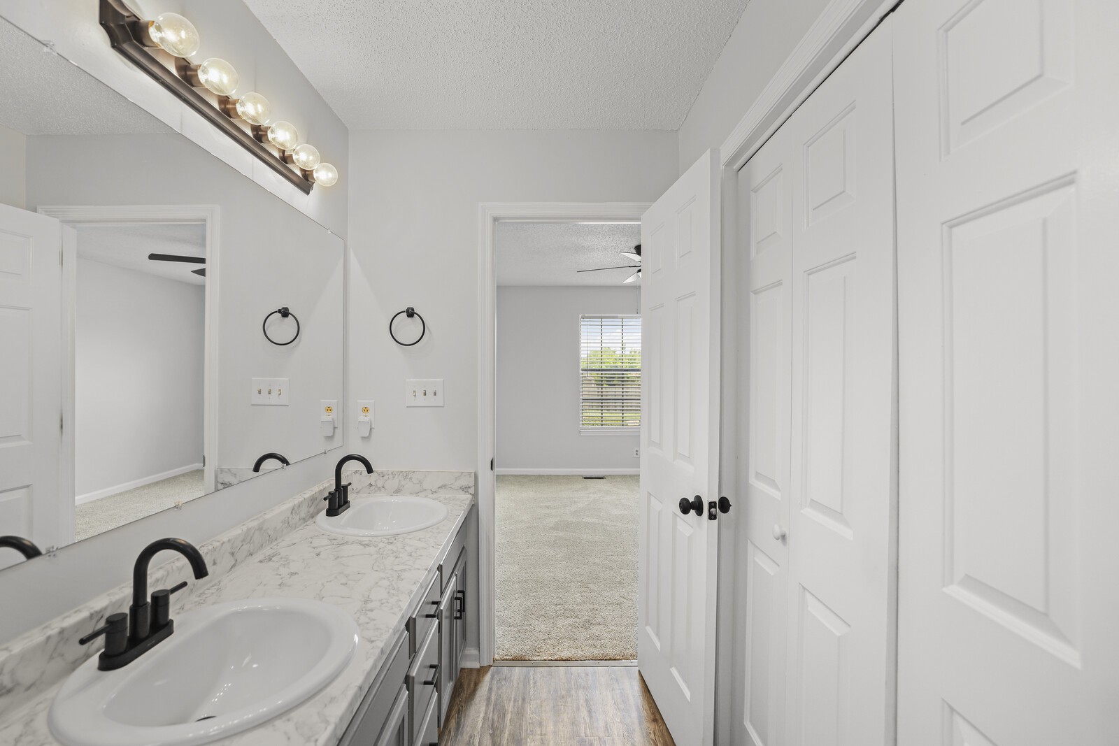 1844 Timberline Pl