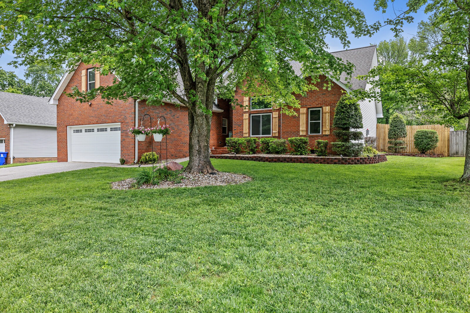 202 Springbrook Blvd