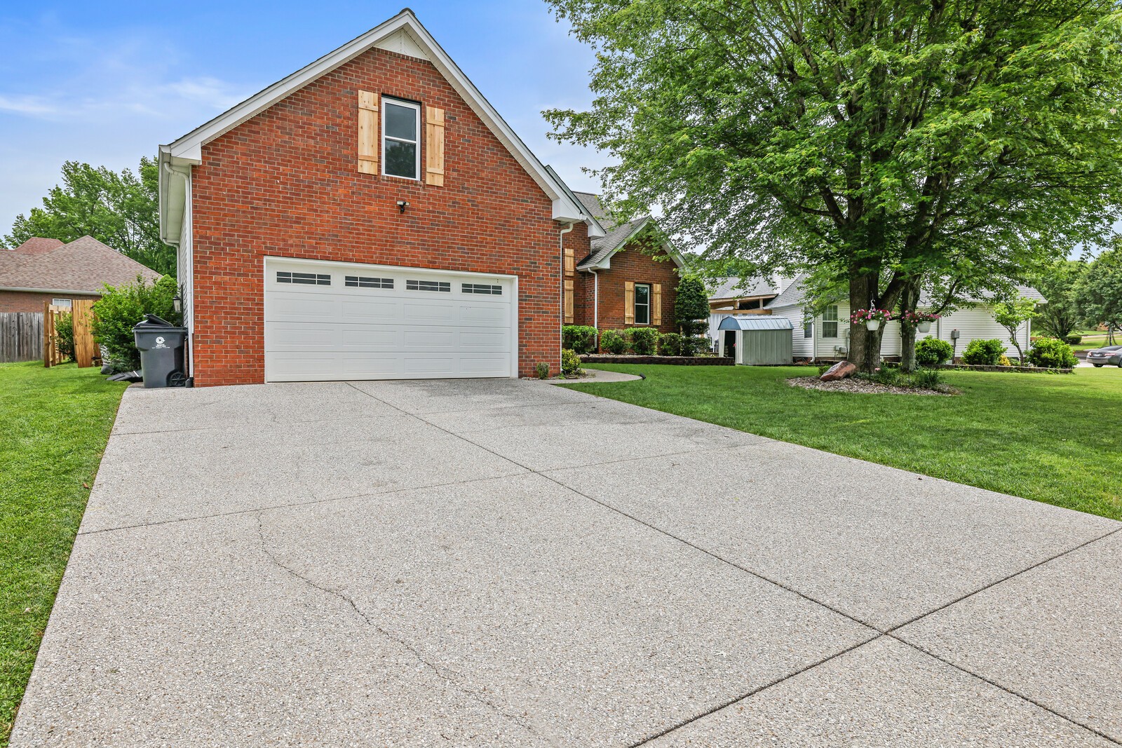 202 Springbrook Blvd