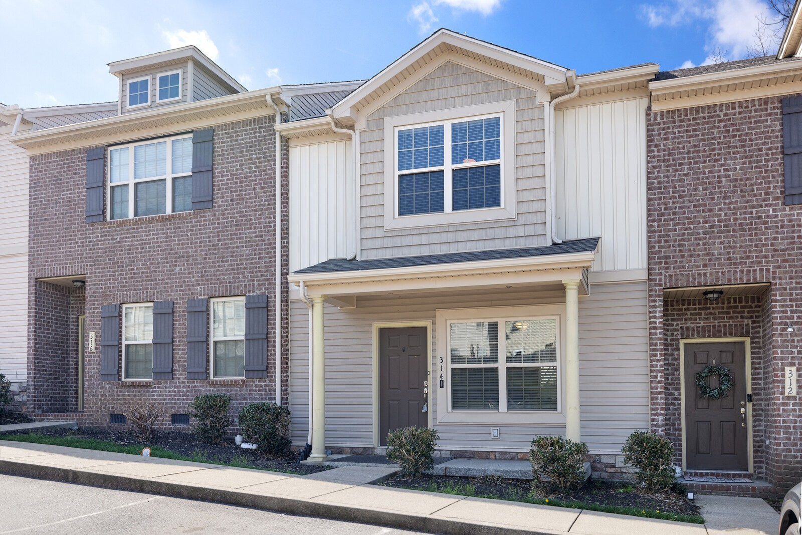 314 Stonecrest Way