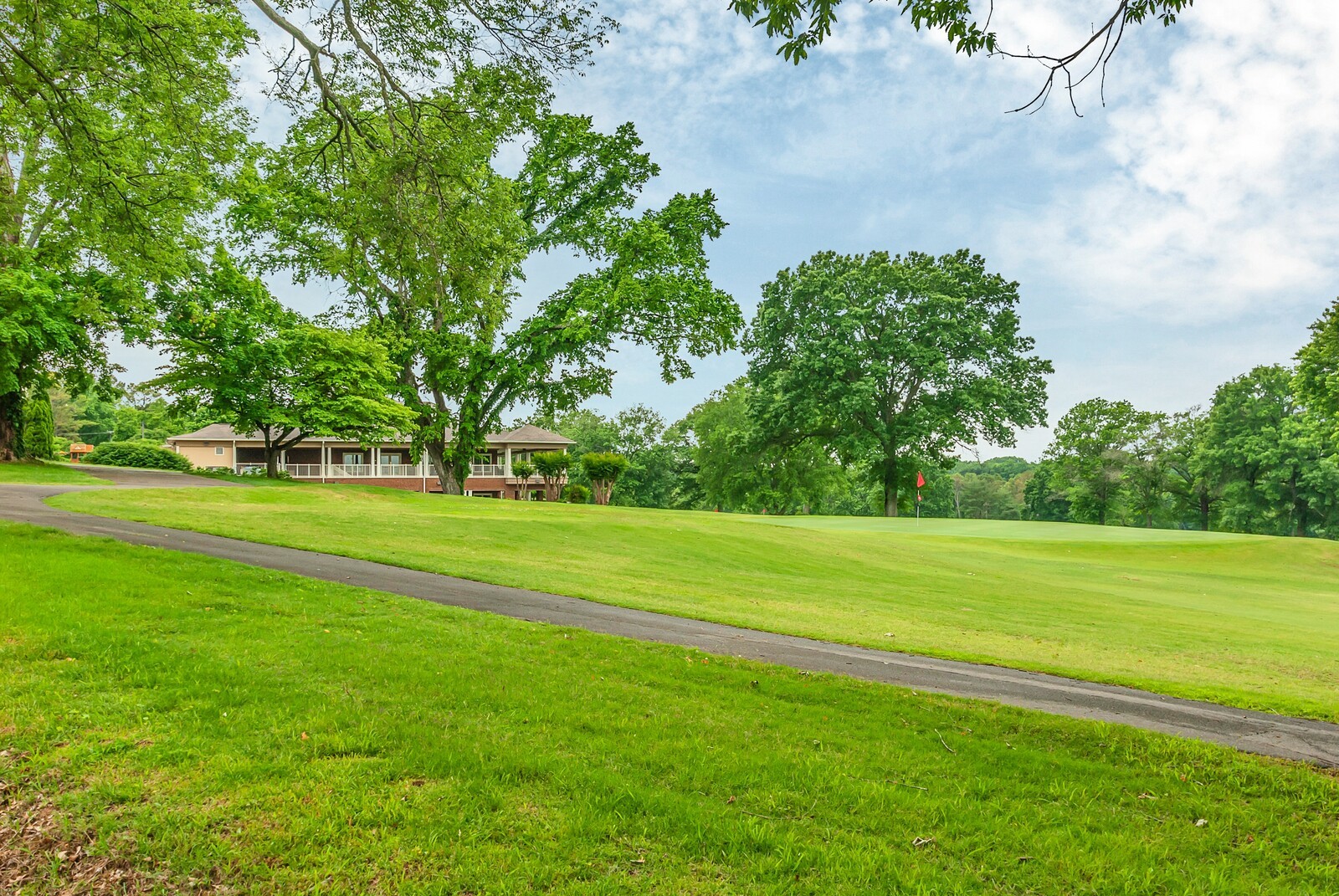 2105 Benton Hall Ct