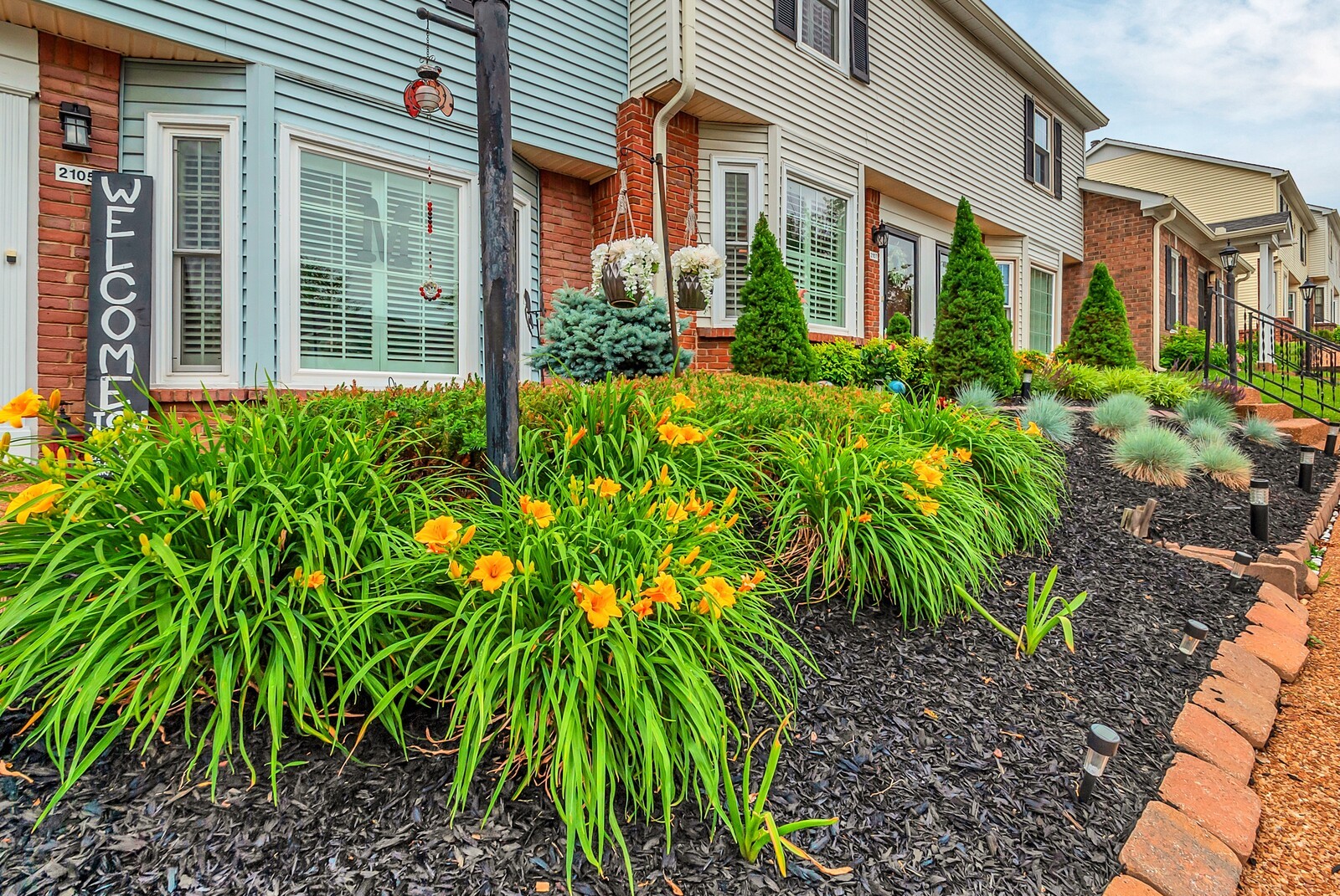 2105 Benton Hall Ct
