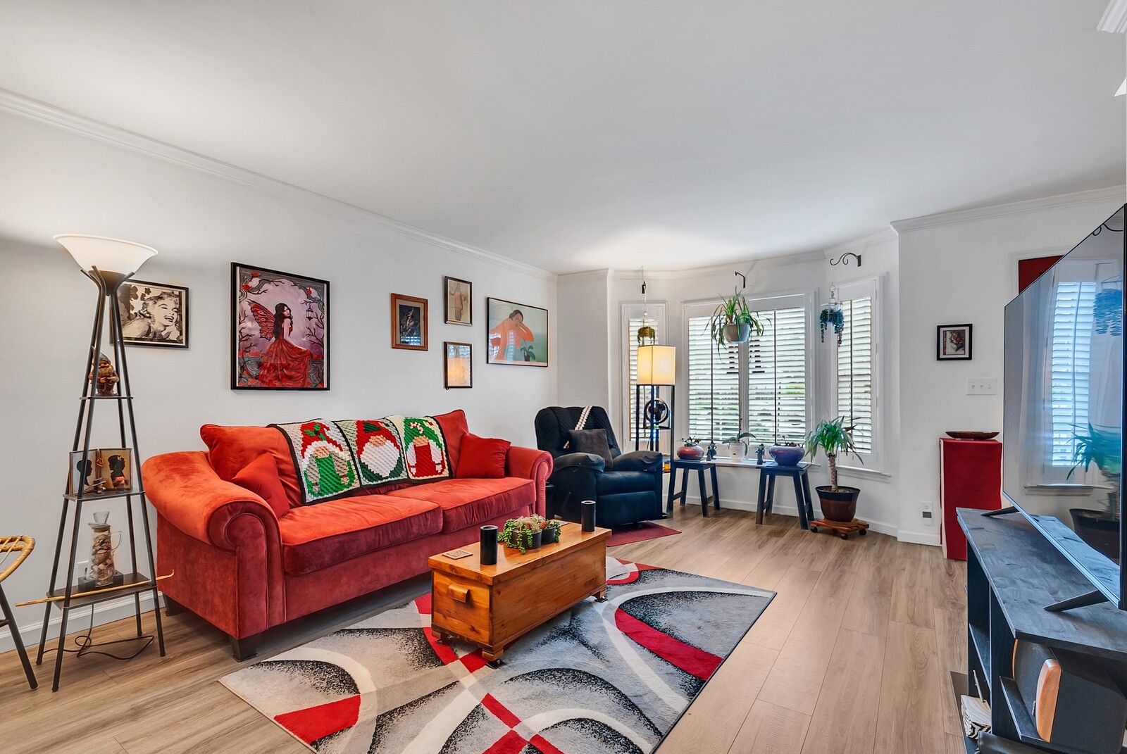 2105 Benton Hall Ct