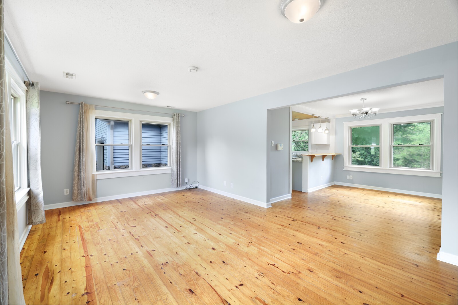306 Hickory Hts