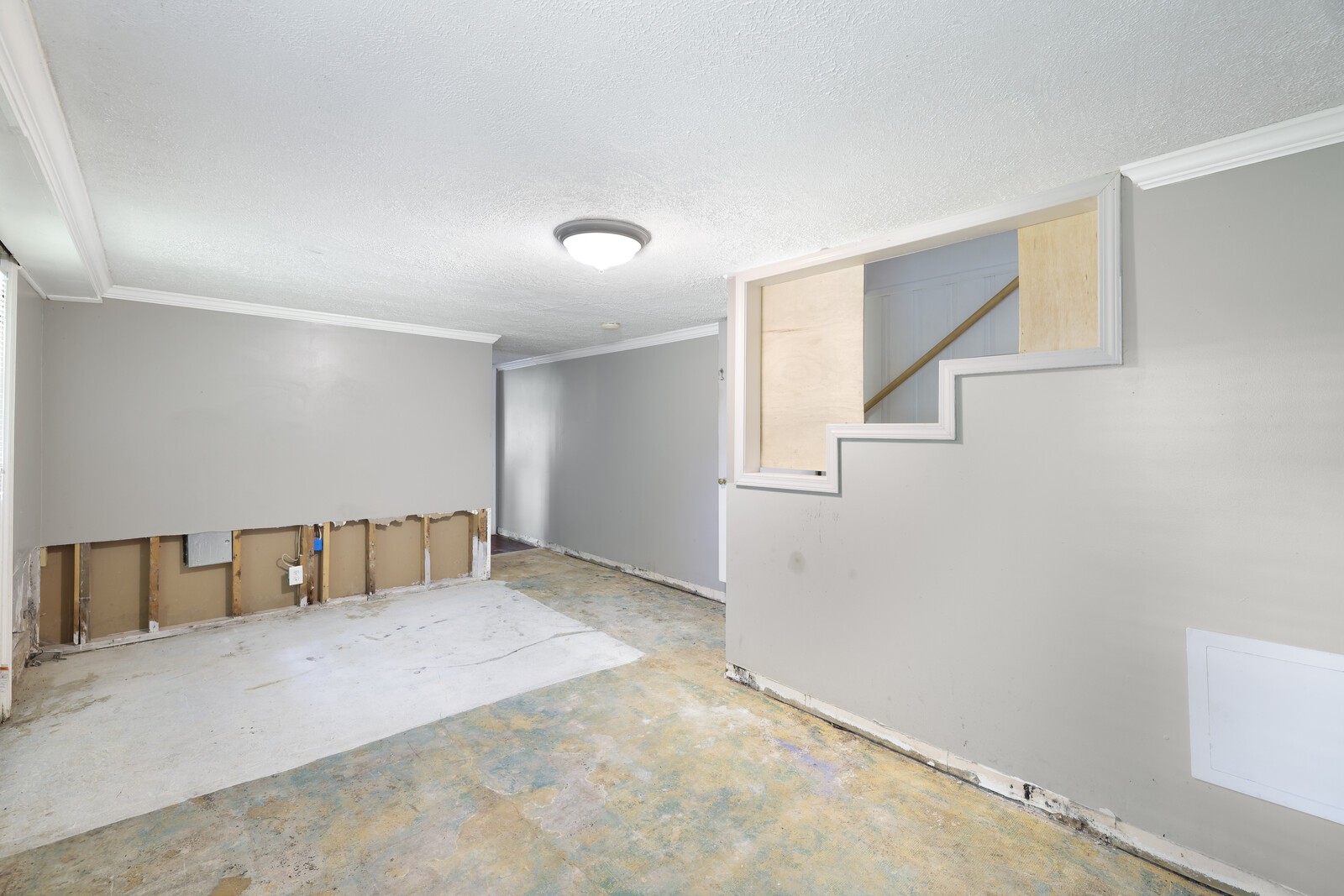 306 Hickory Hts