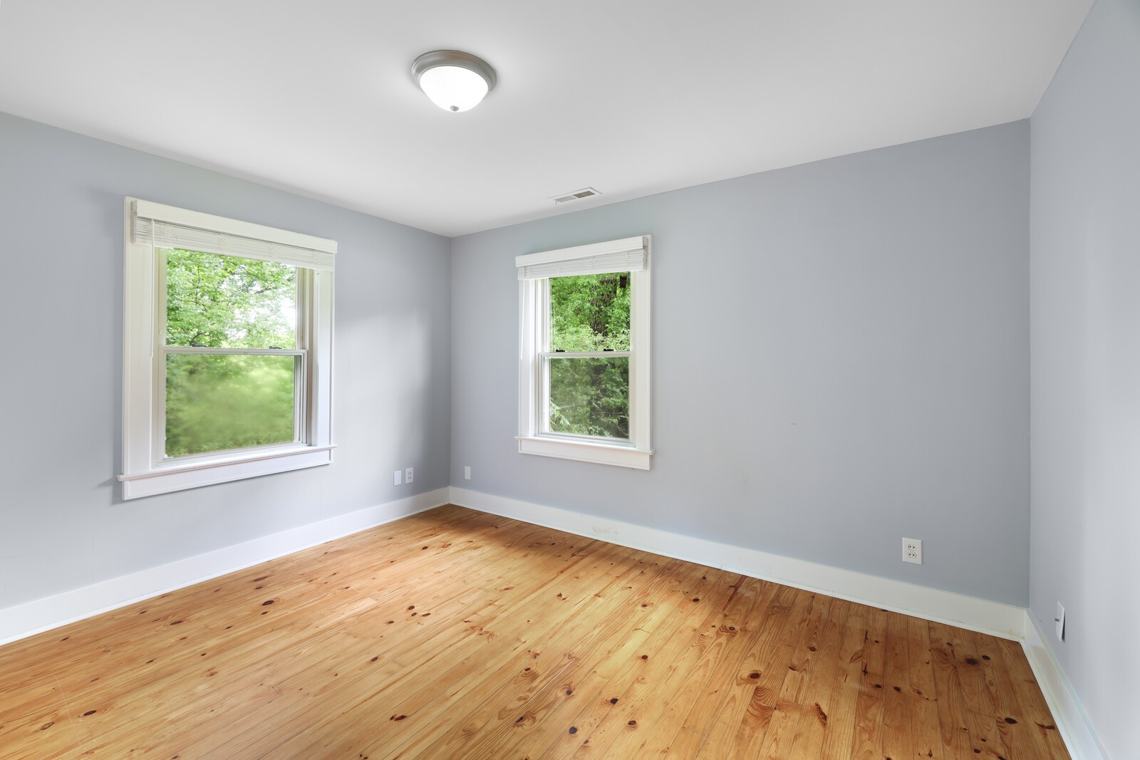306 Hickory Hts