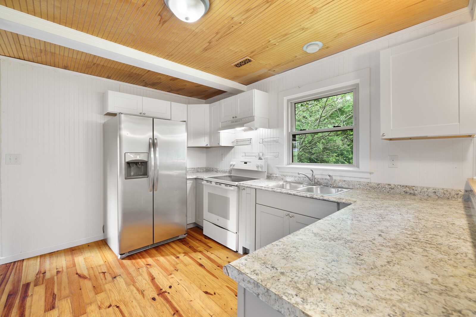 306 Hickory Hts
