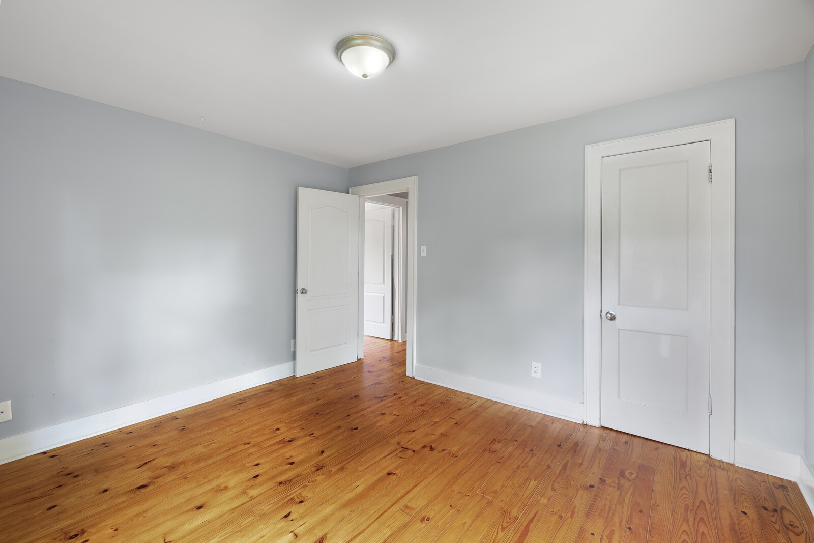 306 Hickory Hts