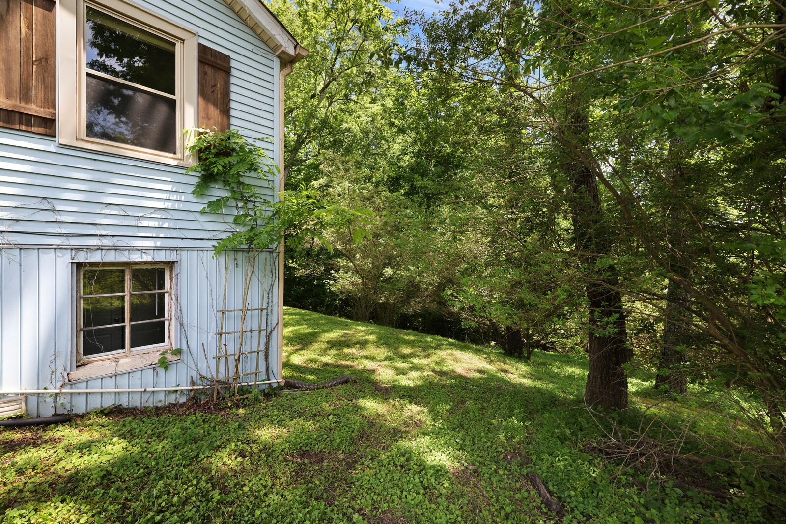 306 Hickory Hts