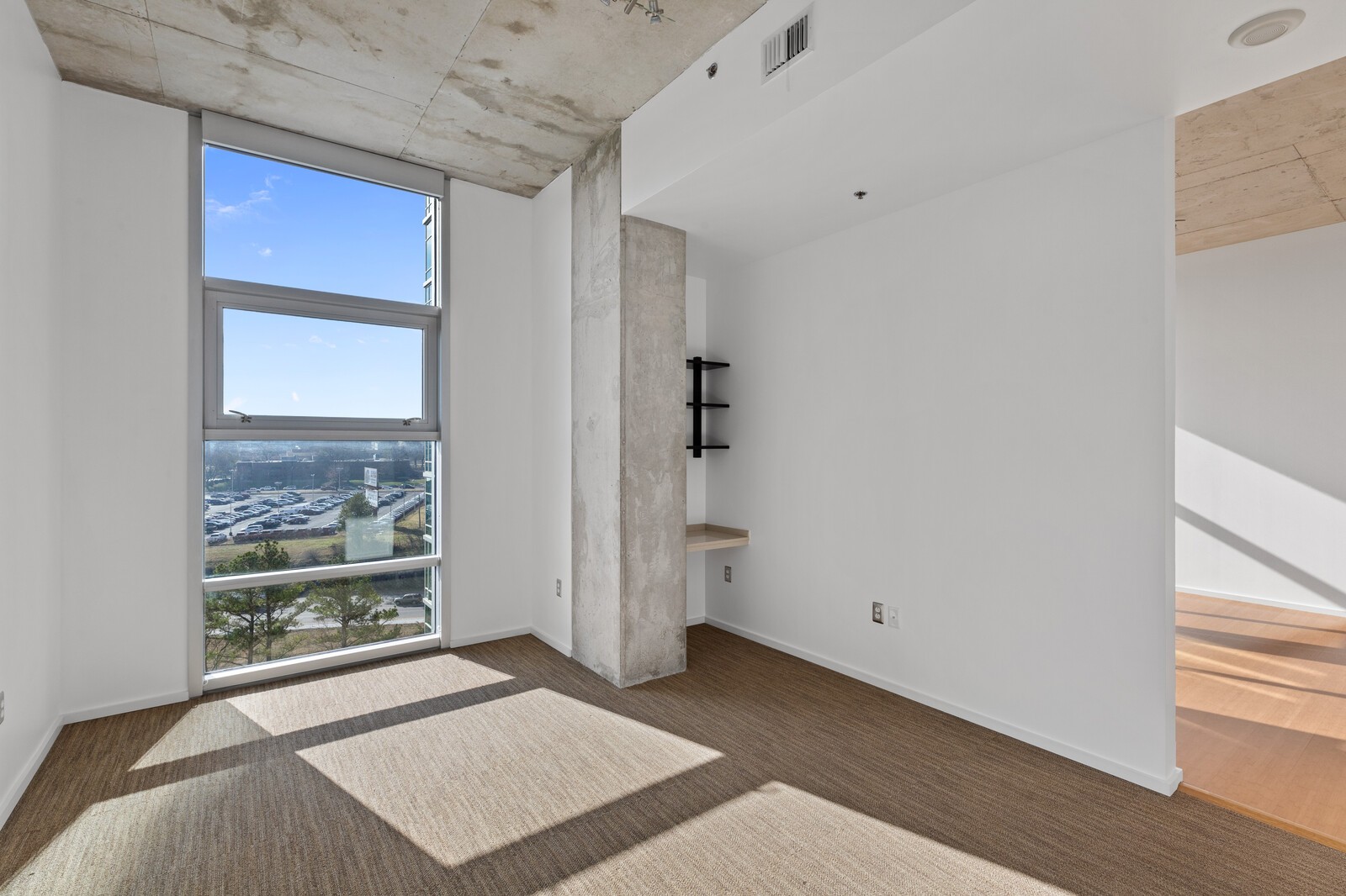 700 12th Ave, S Unit: 708