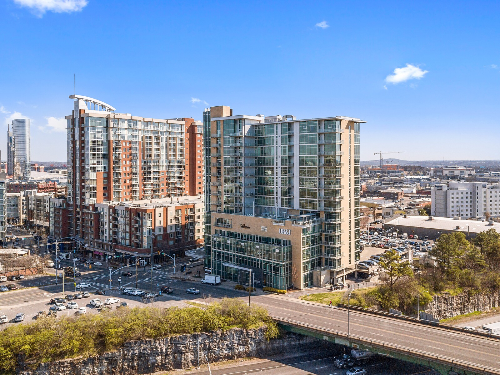 700 12th Ave, S Unit: 708