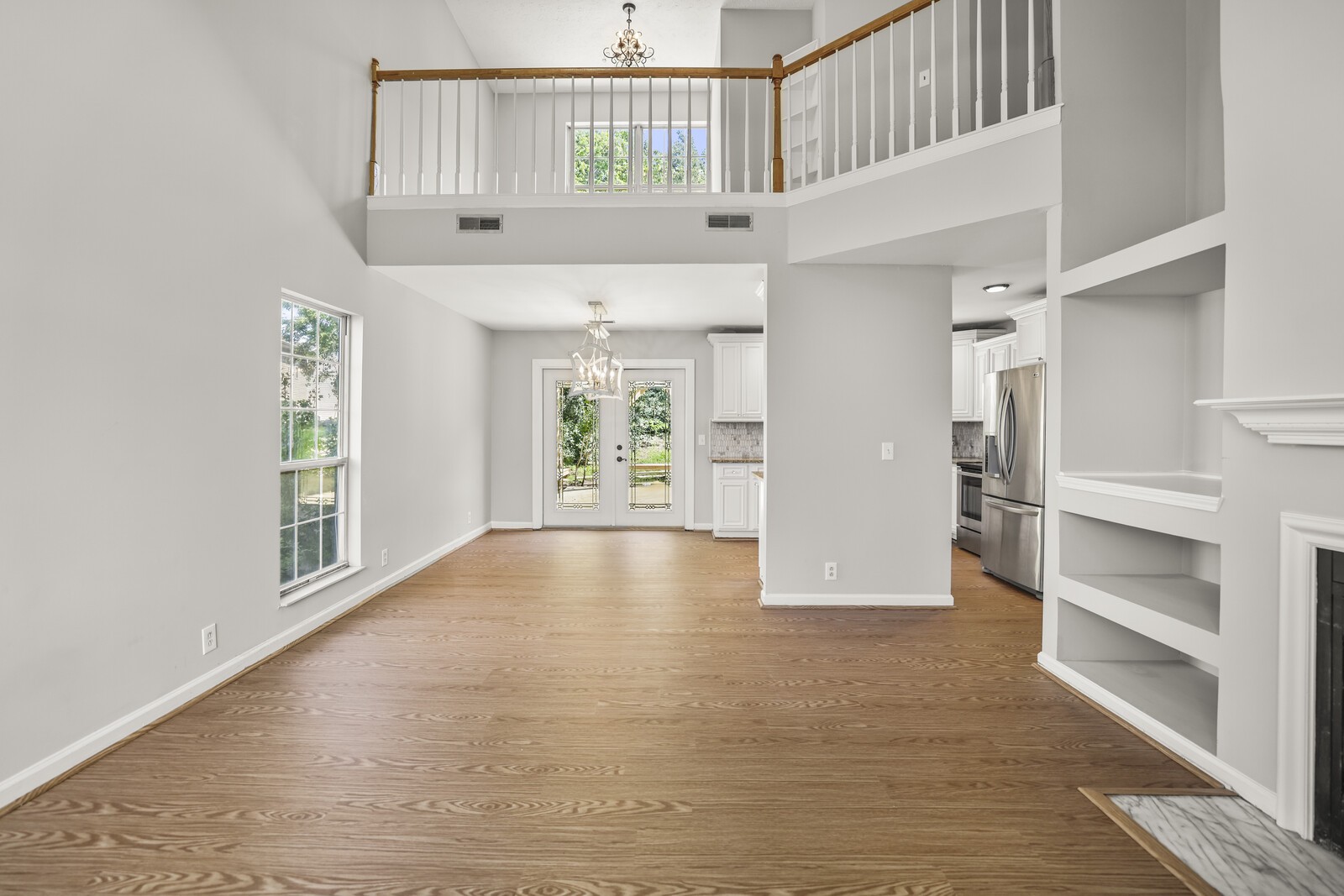 3127 Creekview Ln