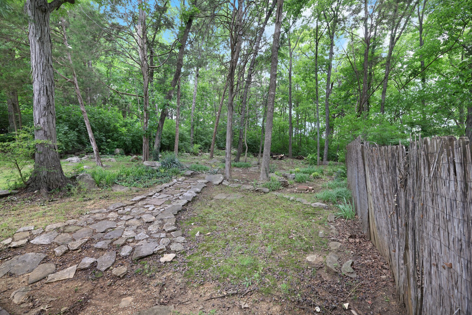 3510 Seneca Forest Dr