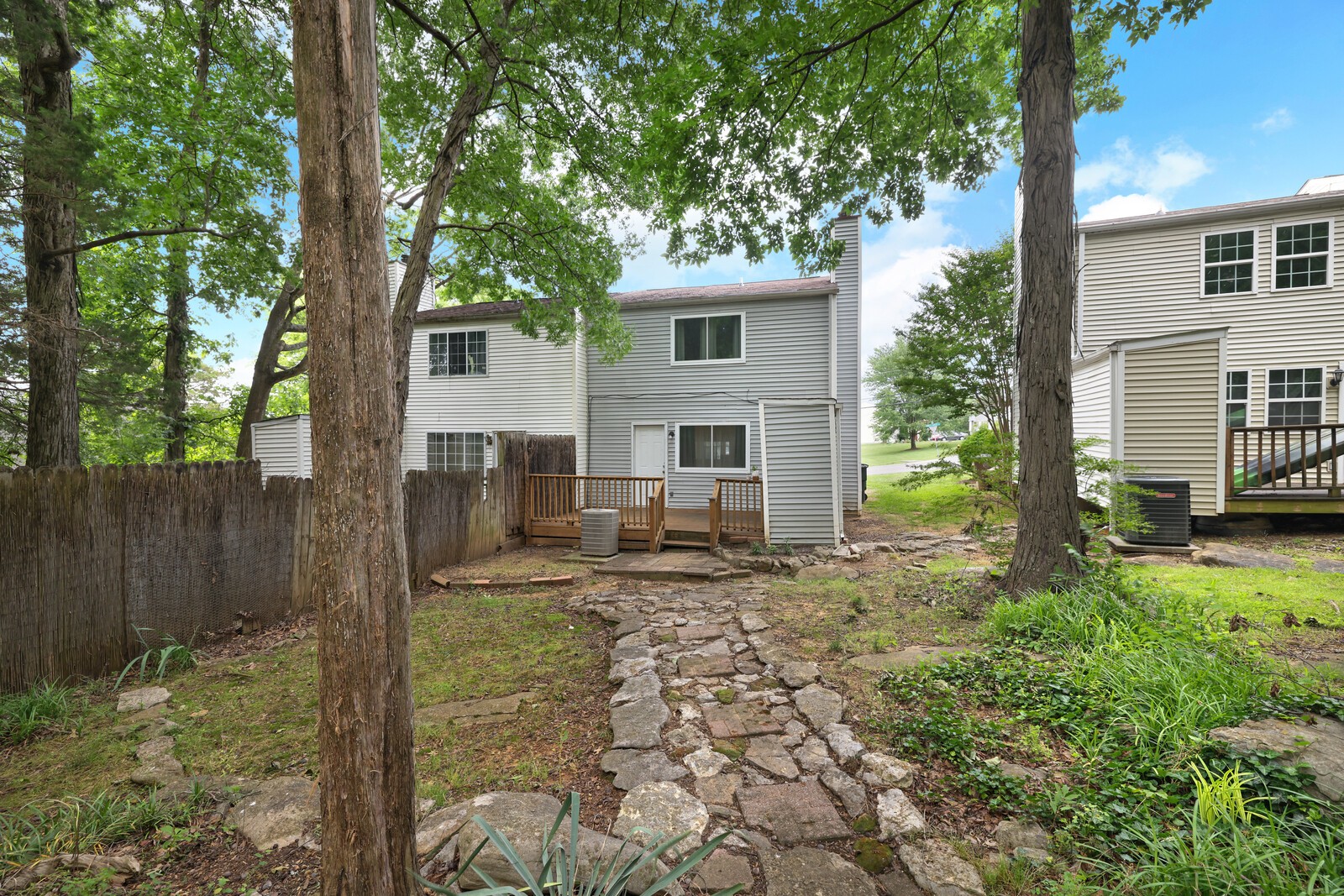 3510 Seneca Forest Dr