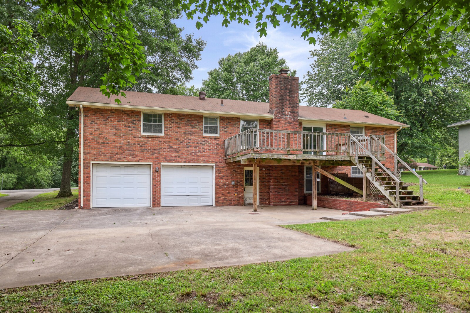 238 Island Dr