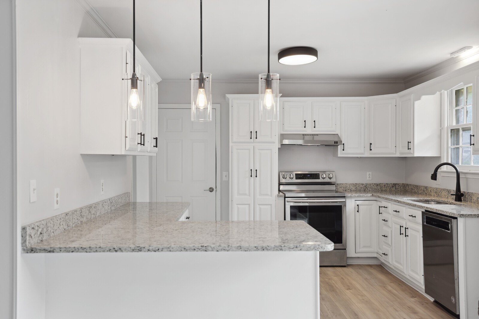 238 Island Dr