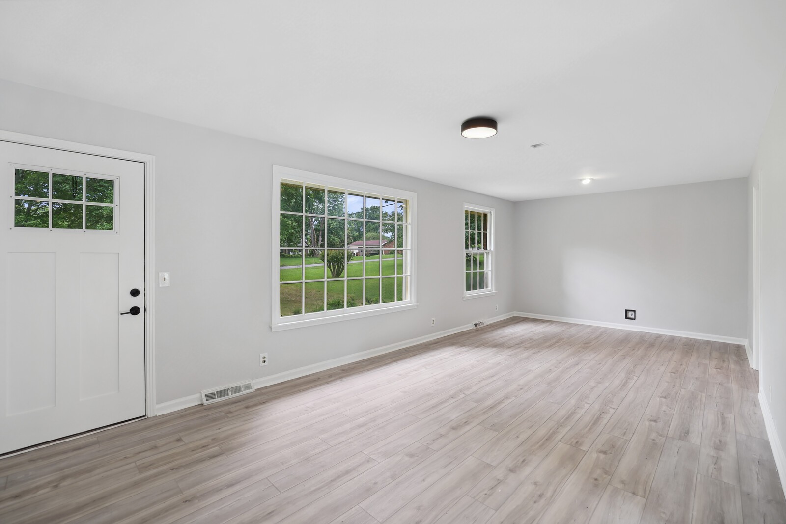 238 Island Dr