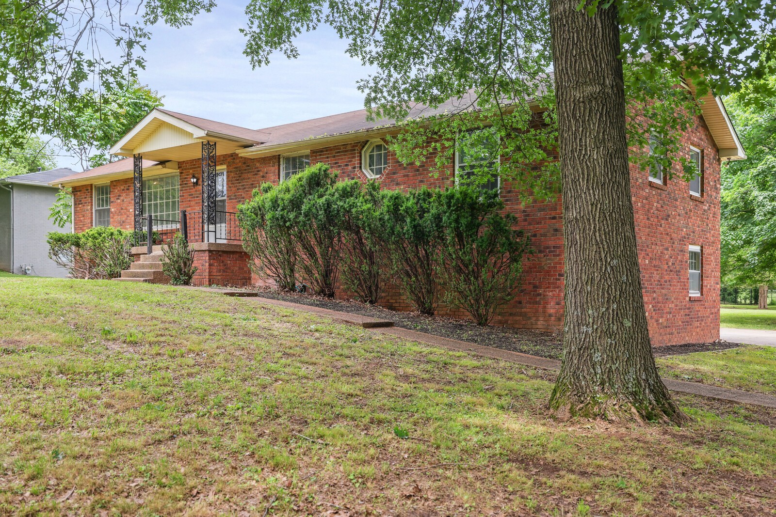 238 Island Dr