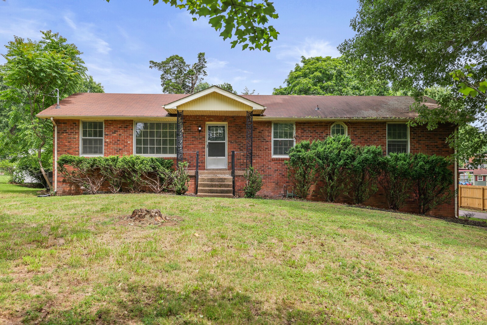 238 Island Dr