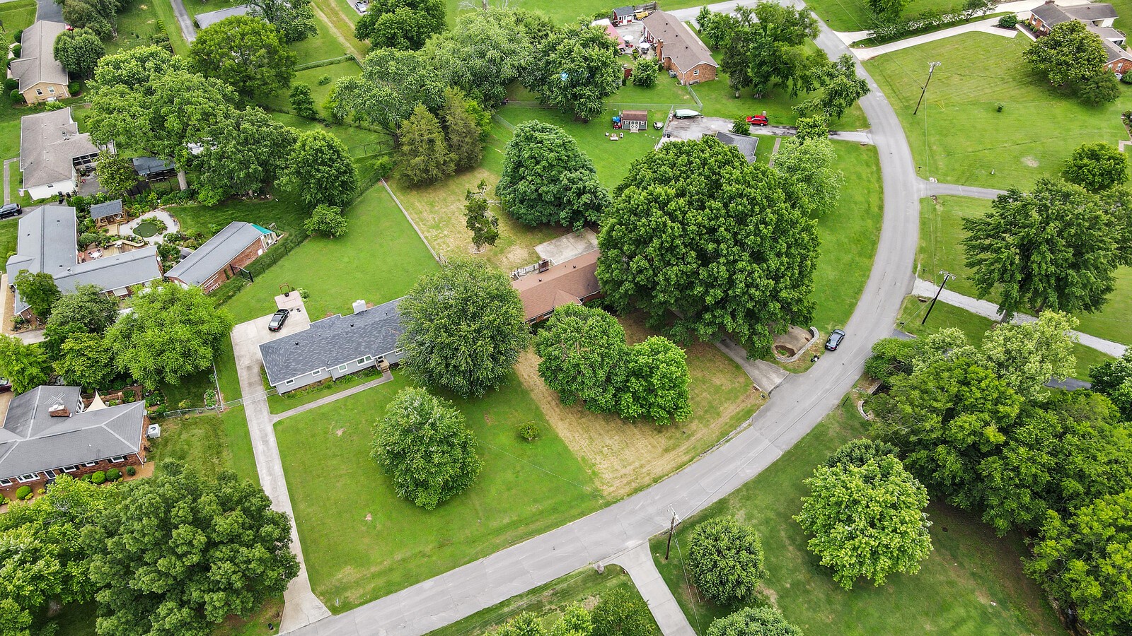238 Island Dr