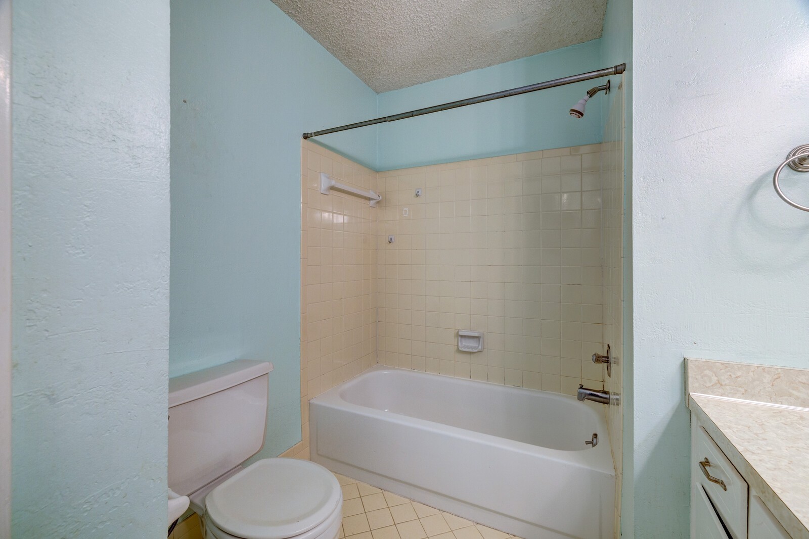 5600 Country Dr Unit: 315