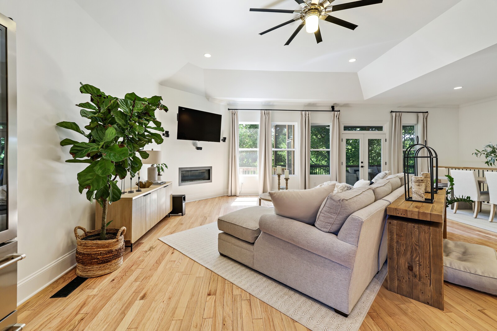 532 Summit Oaks Ct