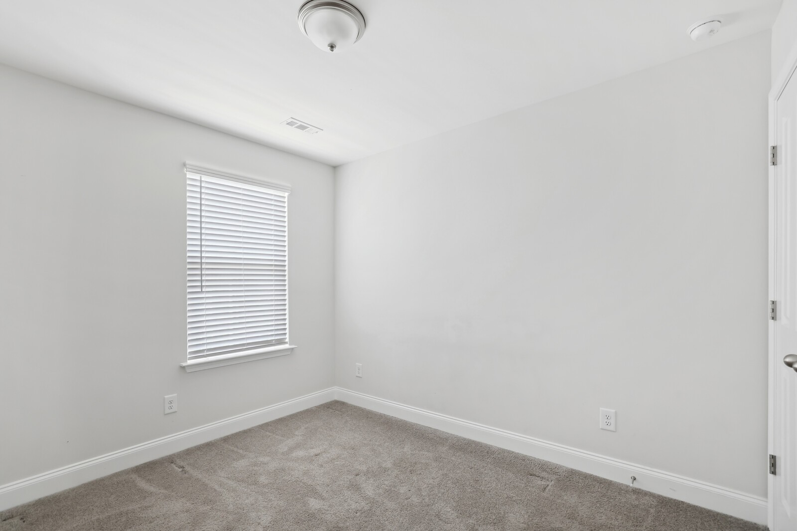 3336 Tasker Dr