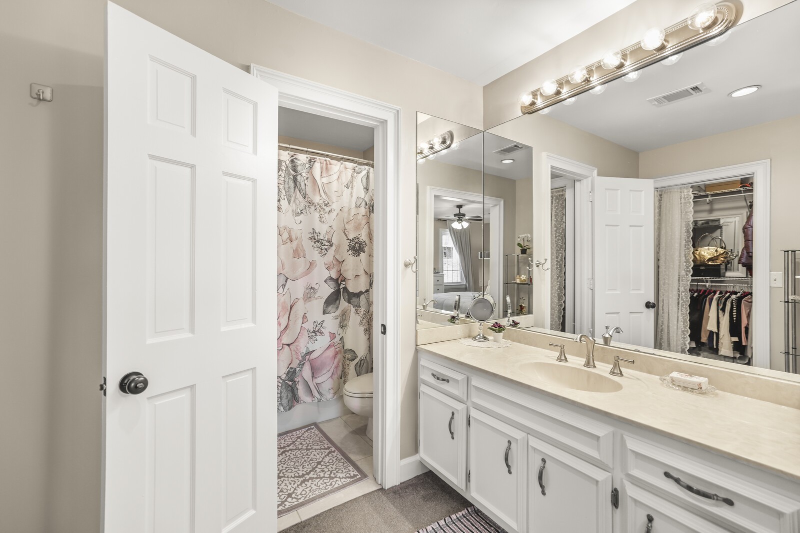 507 Harbor Village Dr