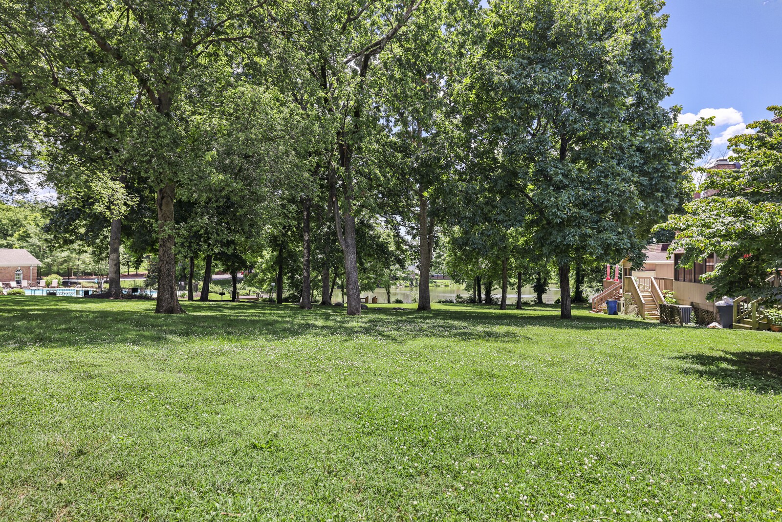 507 Harbor Village Dr