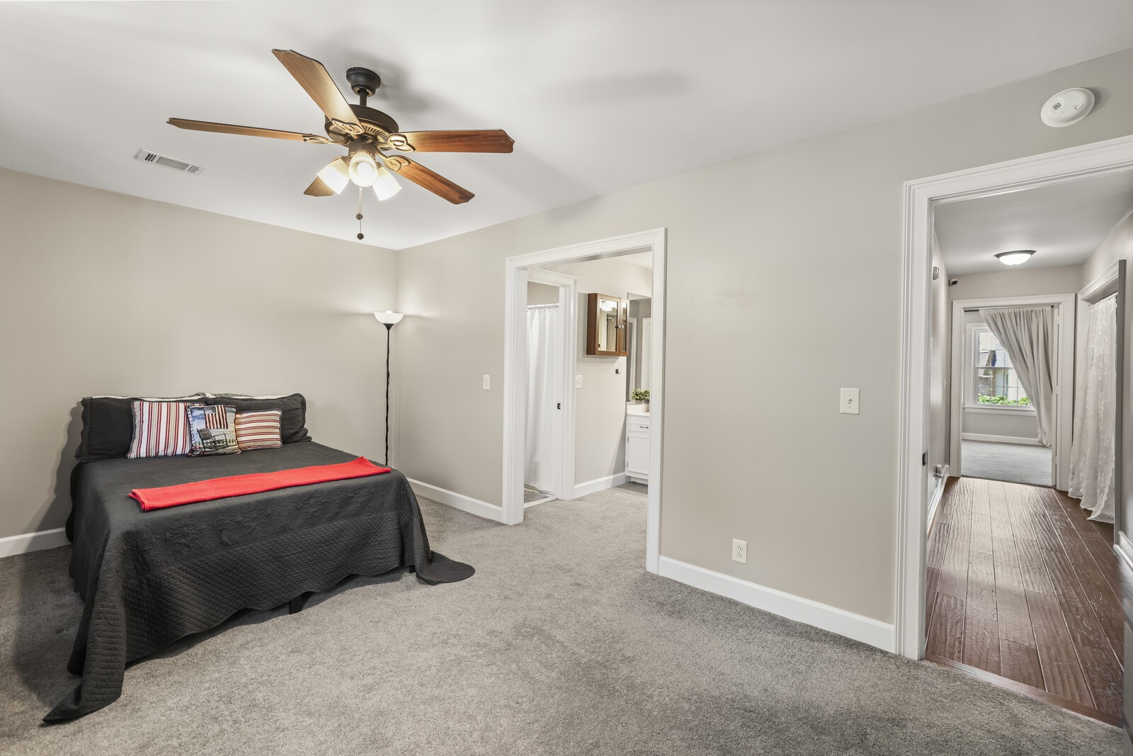 507 Harbor Village Dr