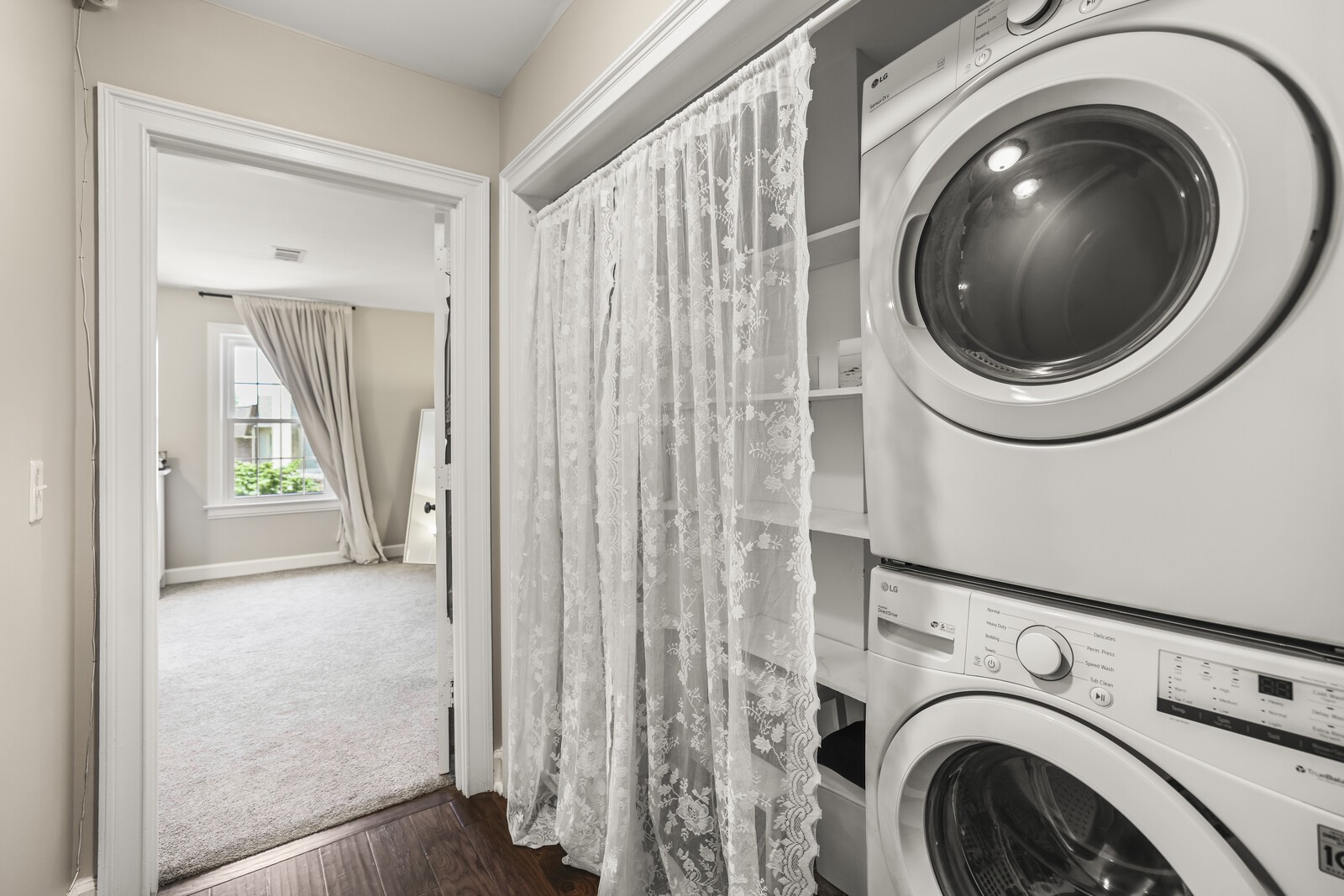 507 Harbor Village Dr