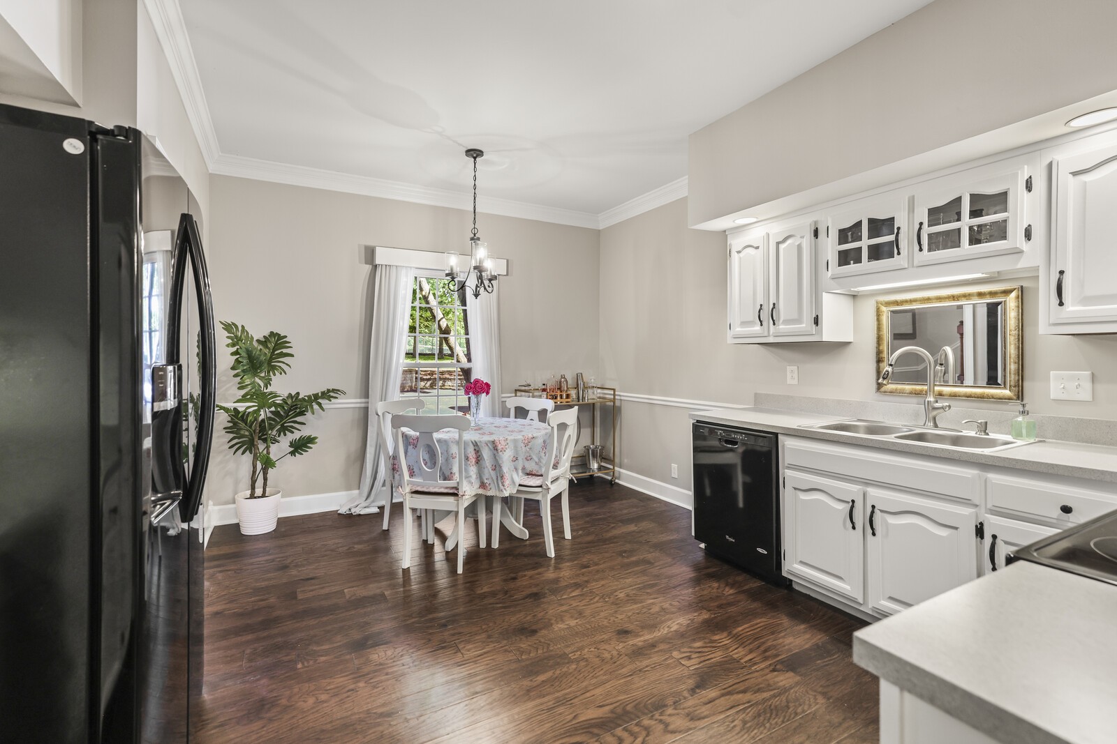 507 Harbor Village Dr