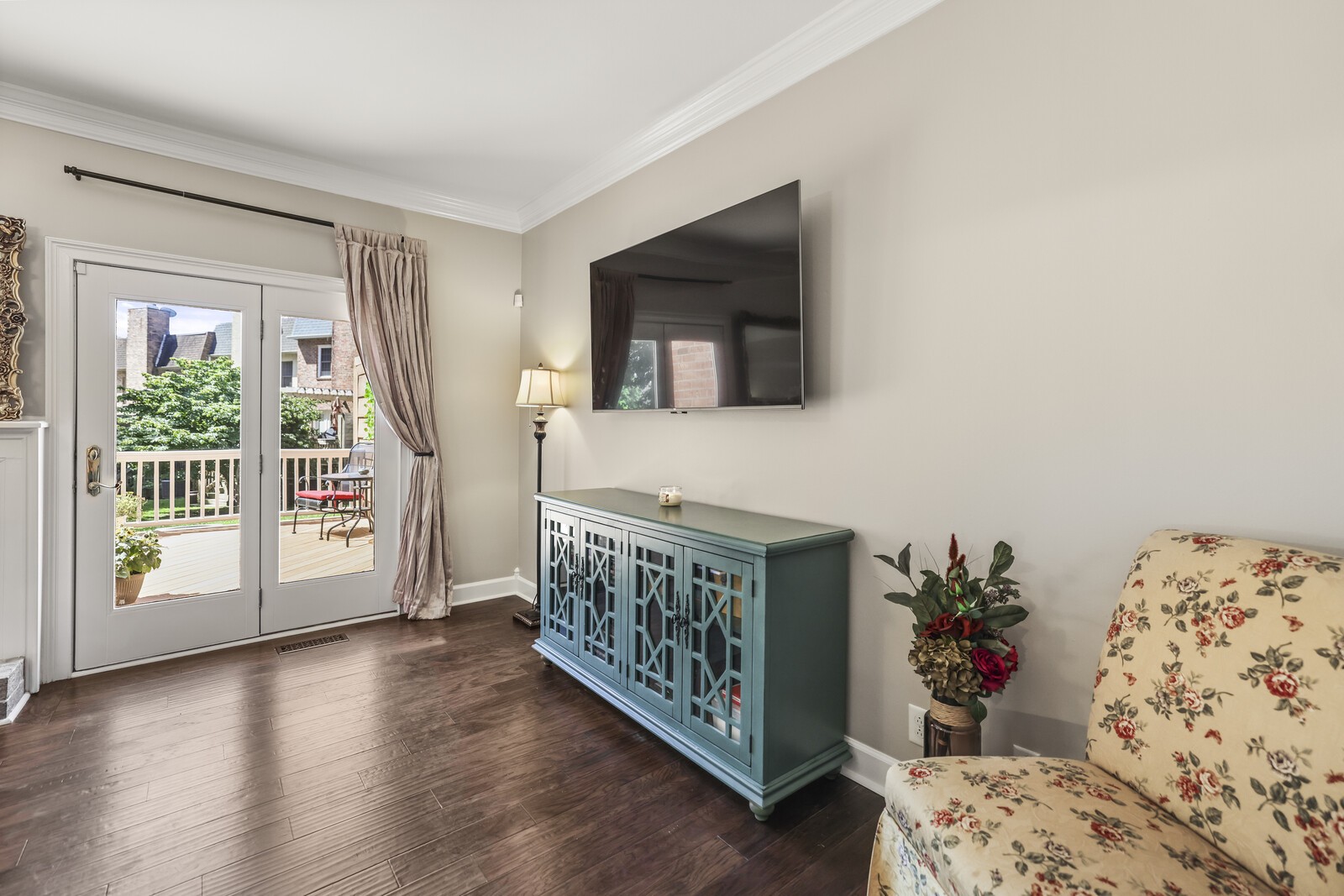 507 Harbor Village Dr