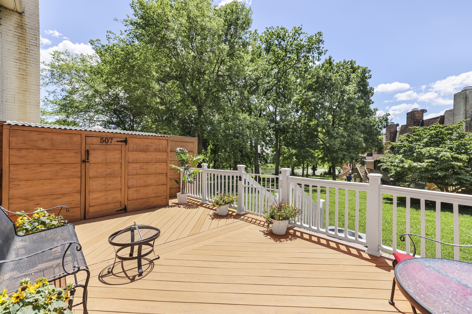 507 Harbor Village Dr