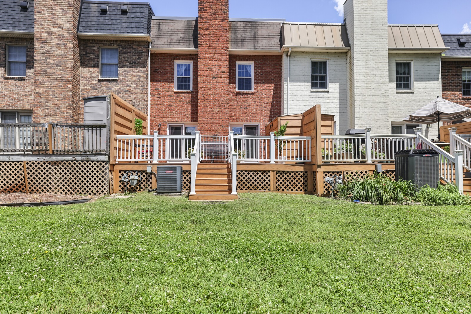 507 Harbor Village Dr