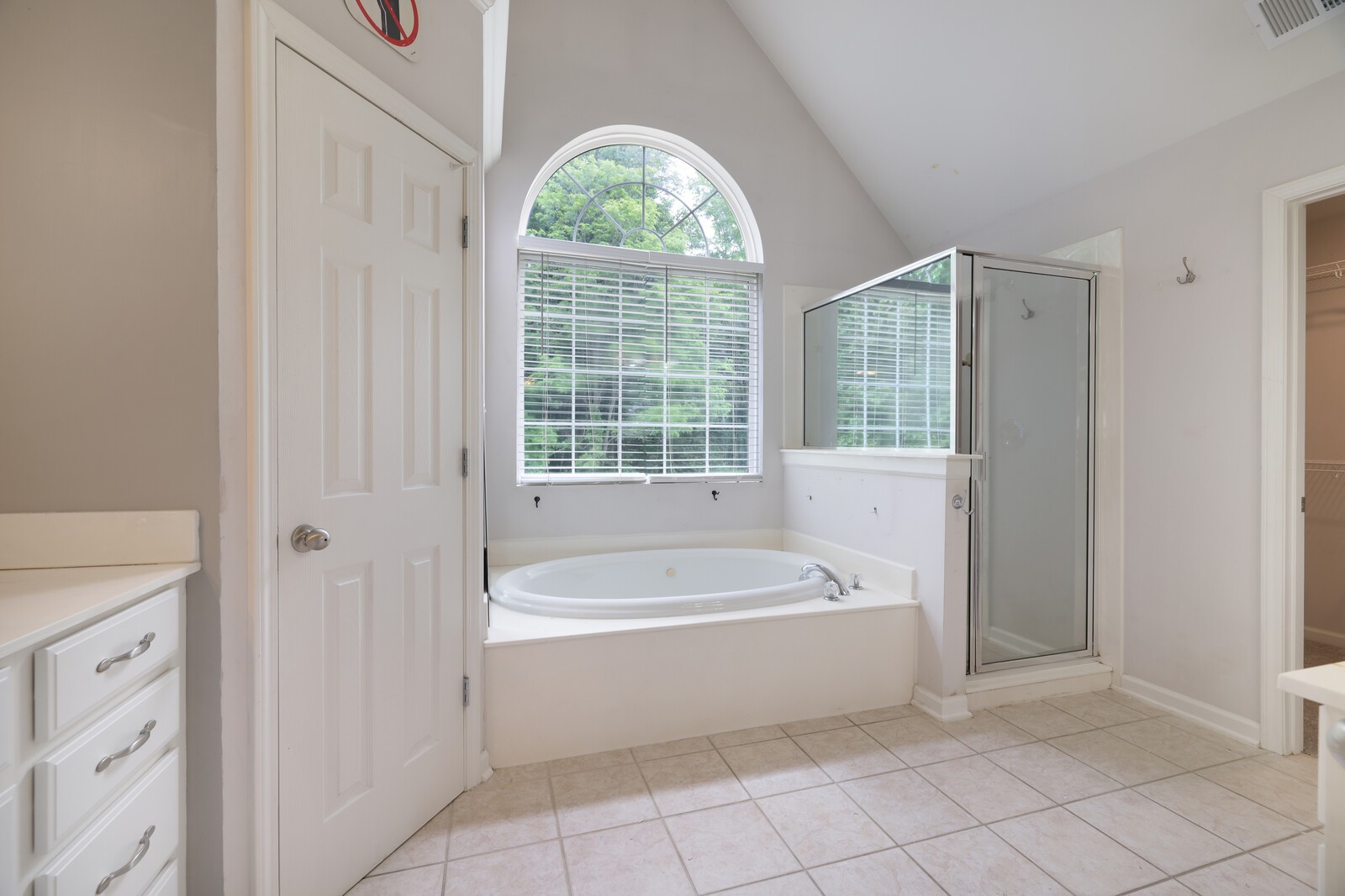 4109 Barnes Cove Dr