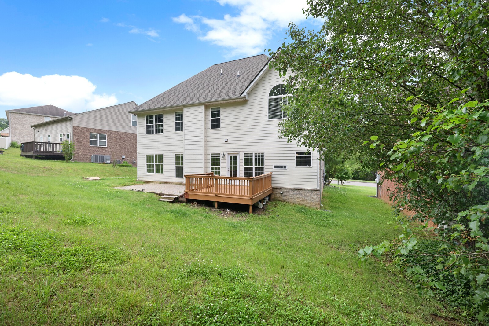 4109 Barnes Cove Dr