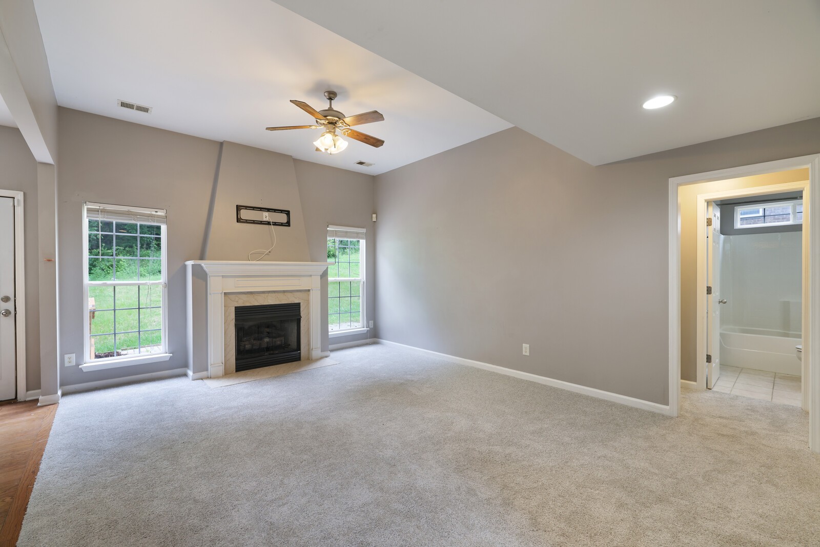 4109 Barnes Cove Dr