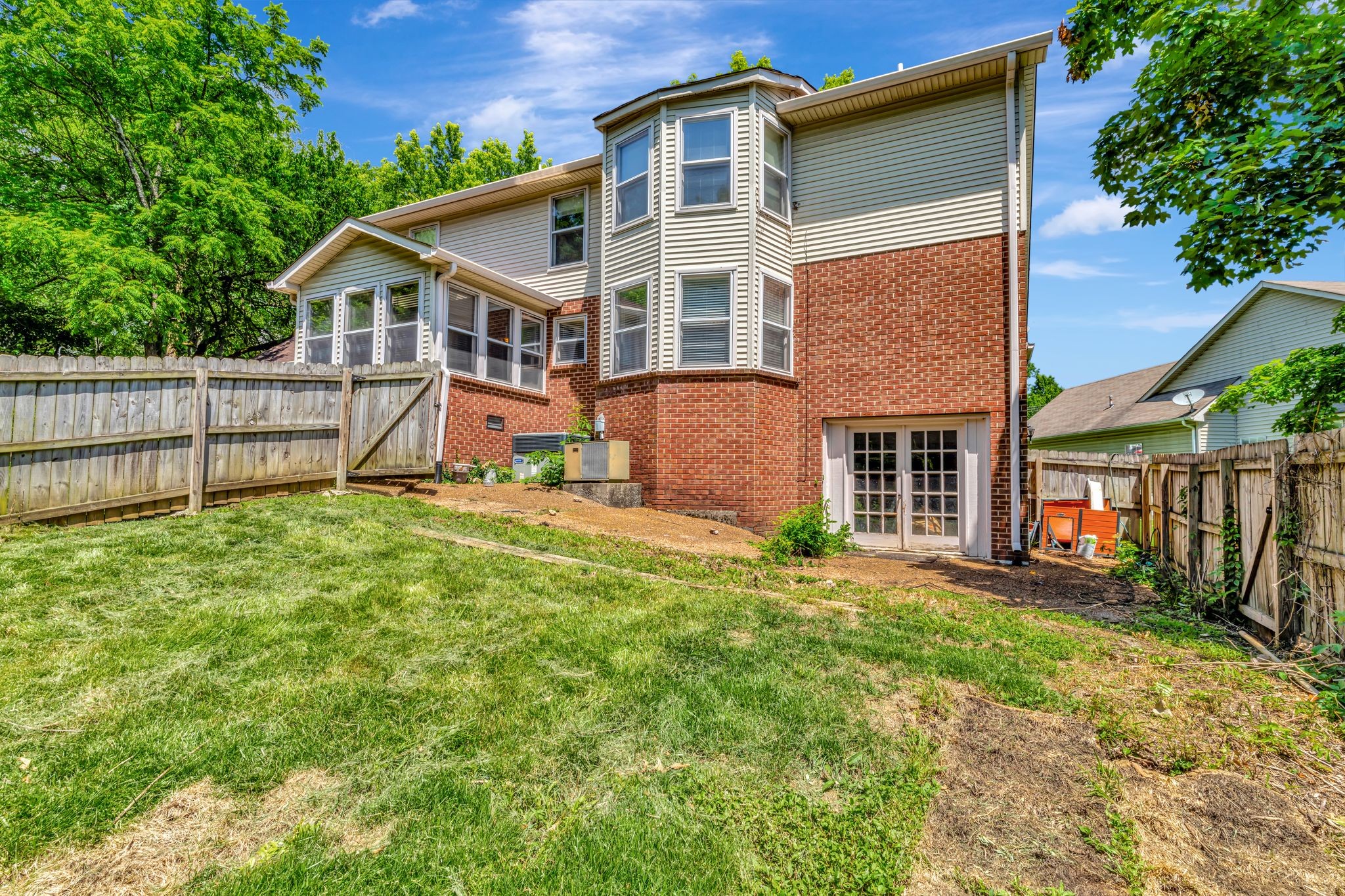 105 Red Maple Ct
