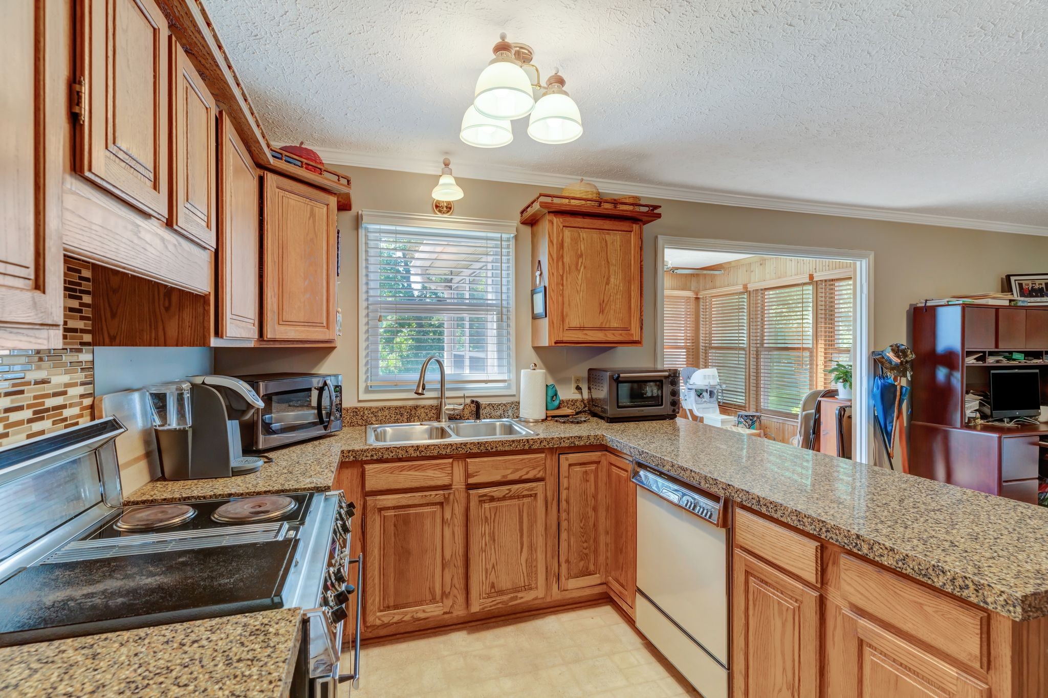 105 Red Maple Ct
