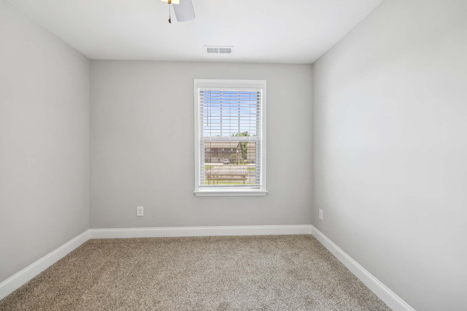 434 Longstone Rd