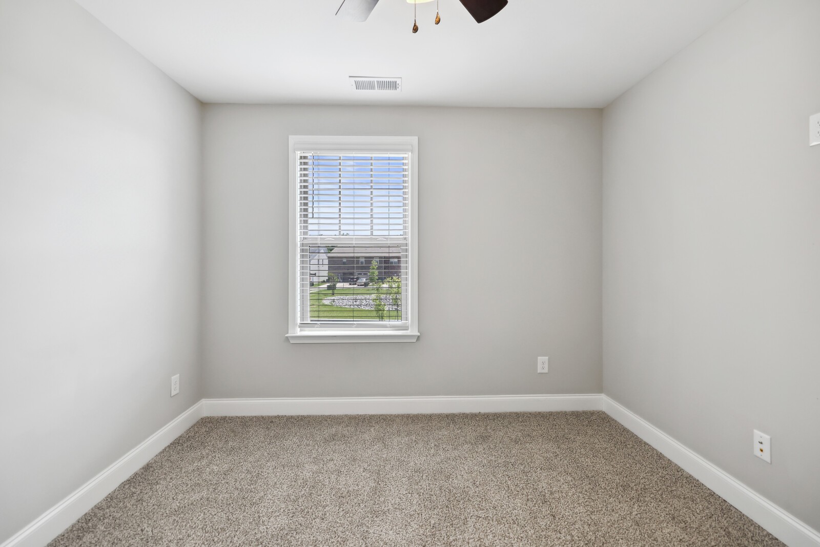 434 Longstone Rd