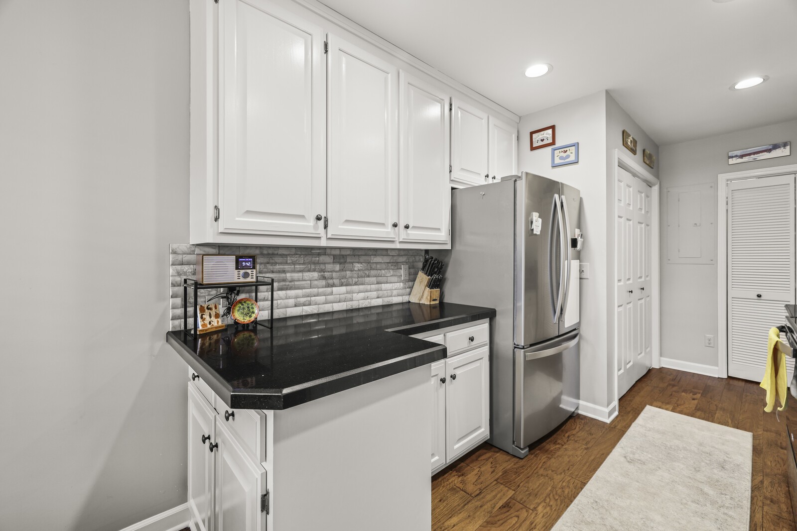 8706 Sawyer Brown Rd